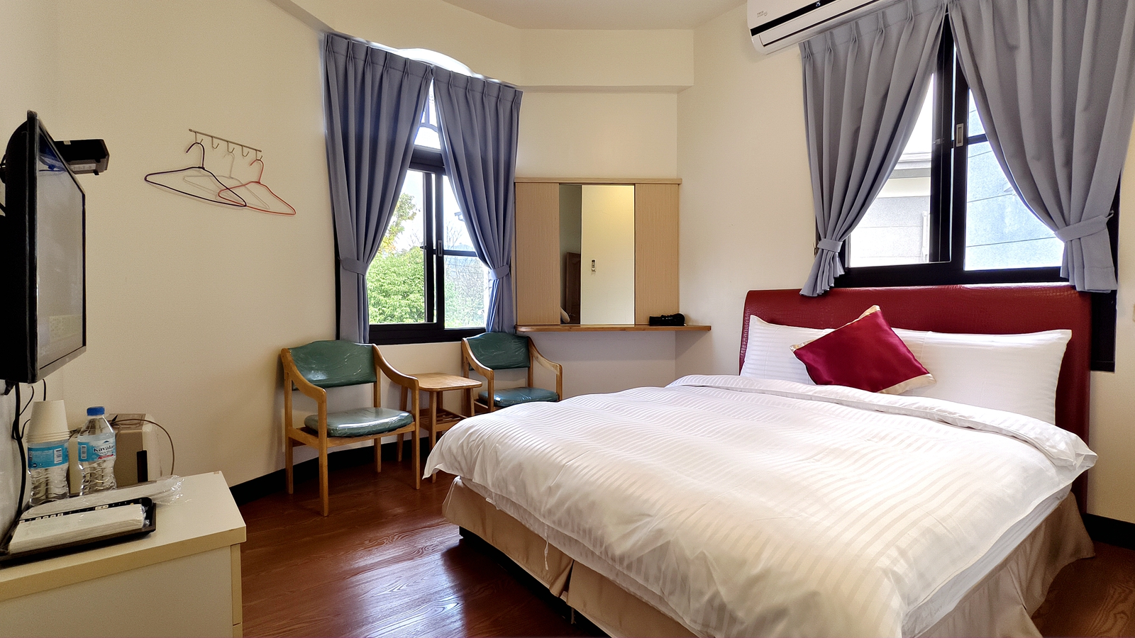 溪畔老樹溫泉山莊 圖片